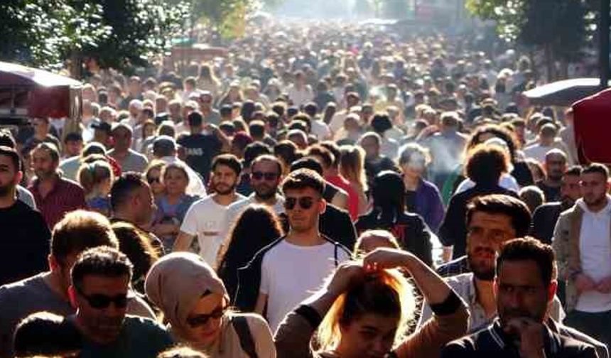 Türkiye nüfusunun yüzde 14,9'unu genç nüfus oluşturdu