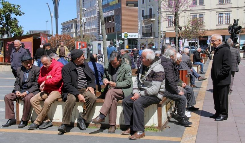 SSK ve Bağ-Kur emeklileri yüzde 13,36’lık zammı şimdiden hak etti