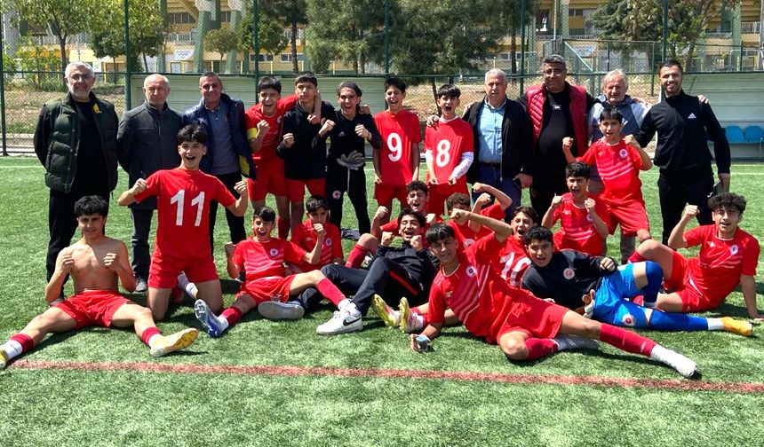 Petrolspor U14 takımı yarı finale çıktı