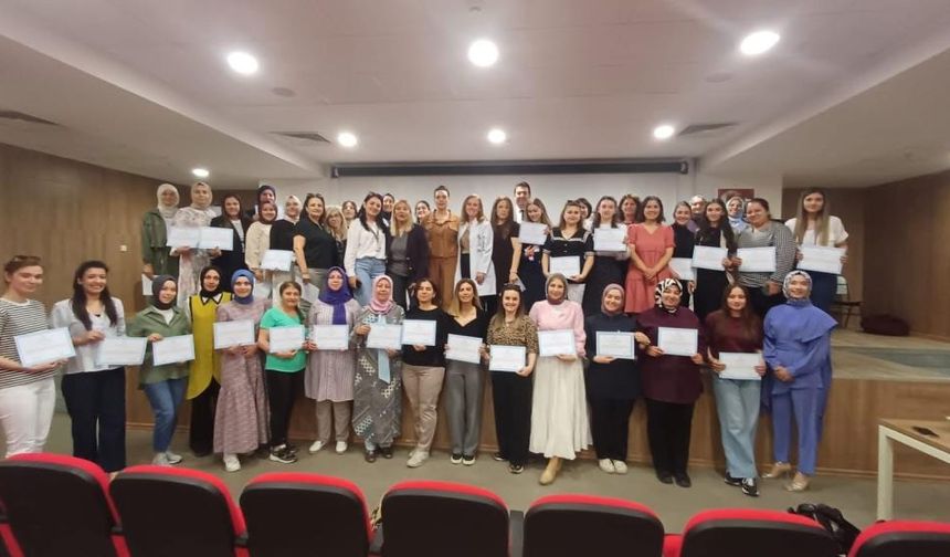 Ebelik eğitimlerinin güçlendirilmesi programı tamamlandı