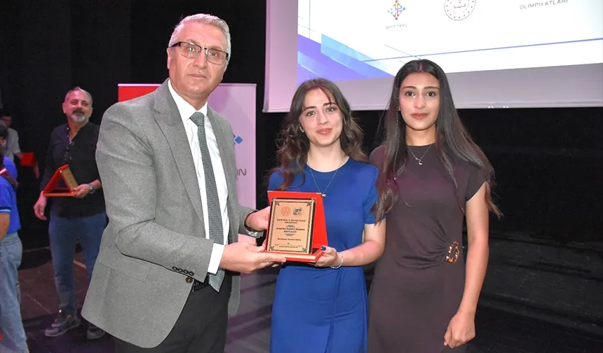Proje yarışmasında ödüller sahiplerini buldu