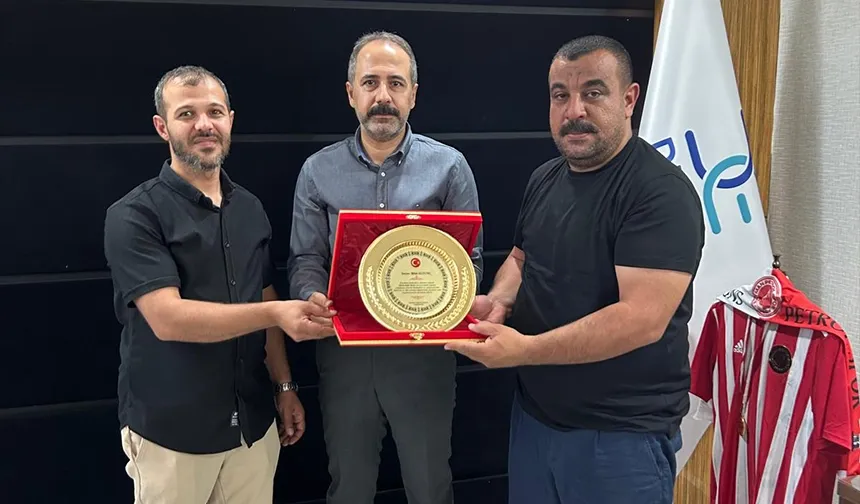 DEDAŞ’A BU KEZ ŞİKAYET DEĞİL, PLAKET!