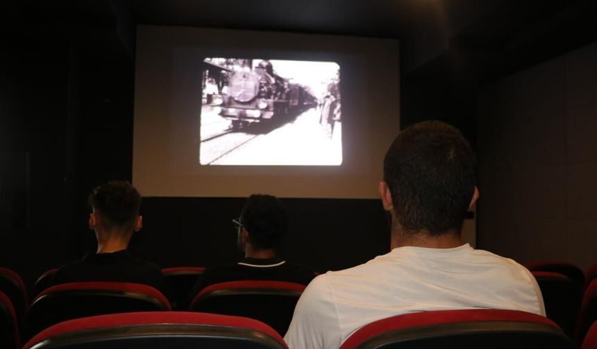 Sinema değişen alışkanlıklara göre kendini yeniliyor
