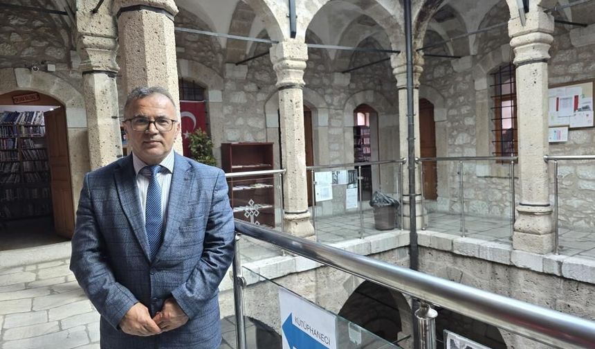 Eskiden cezaeviydi şimdi ise 36 bin kitaplık bir bilgi yuvası