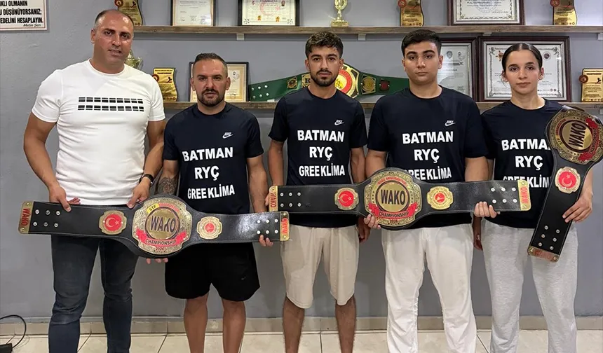 Batmanlı boksörler 4 altın kemerle döndü