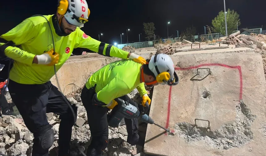 GERÇEĞİ ARATMAYAN TATBİKAT