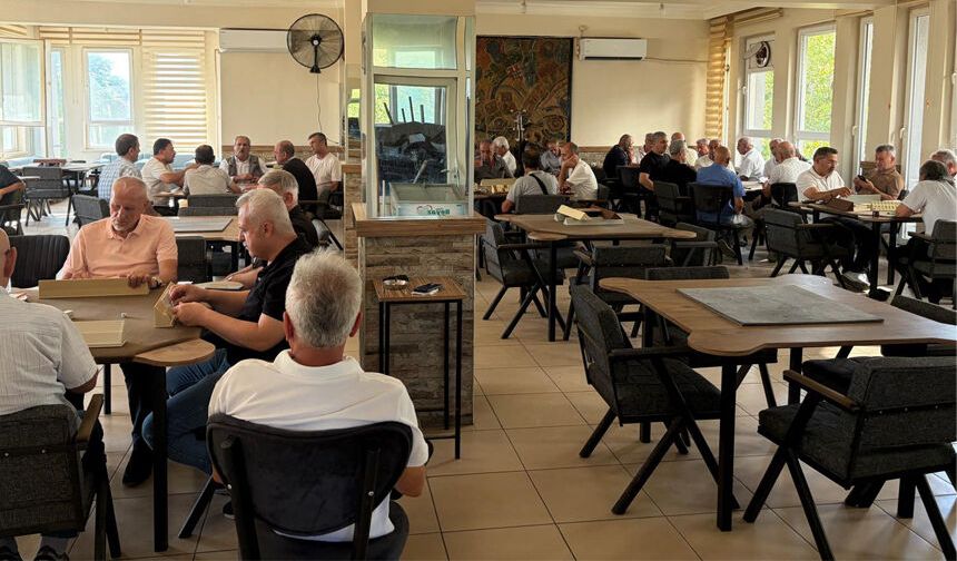 EMEKLİLERİN MEKANI GİBİ