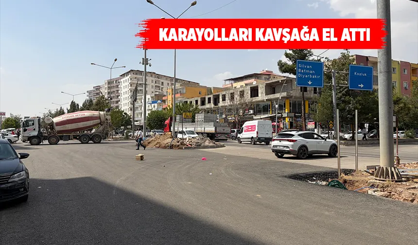 İLÇE GİRİŞİNDEKİ KAVŞAK ELDEN GEÇİRİLECEK