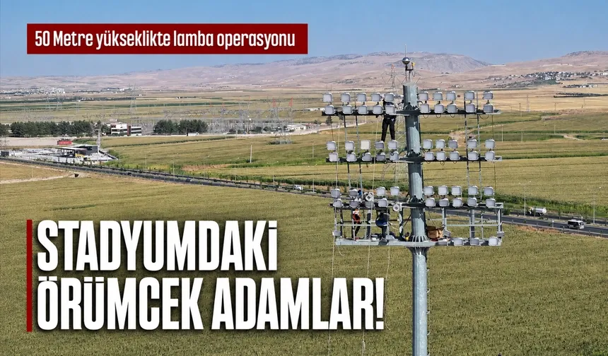 STADYUMDAKİ ÖRÜMCEK ADAMLAR!