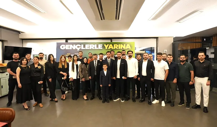 GENÇLERLE BİR ARAYA GELDİ