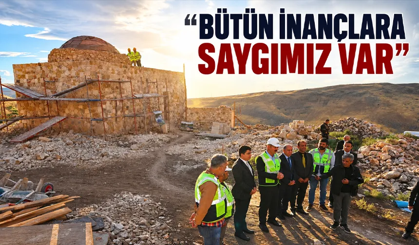 Ezidi toplumunun ziyaretgahında önemli mesajlar verdi